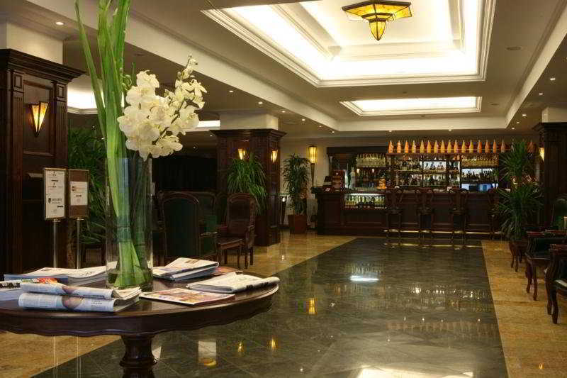Ramada Hotel & Suites By Wyndham Bucharest North Kültér fotó