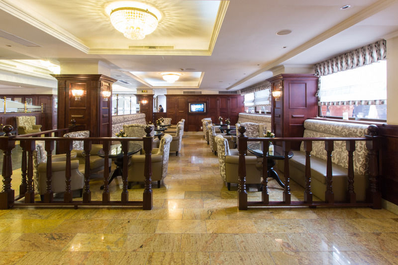 Ramada Hotel & Suites By Wyndham Bucharest North Kültér fotó